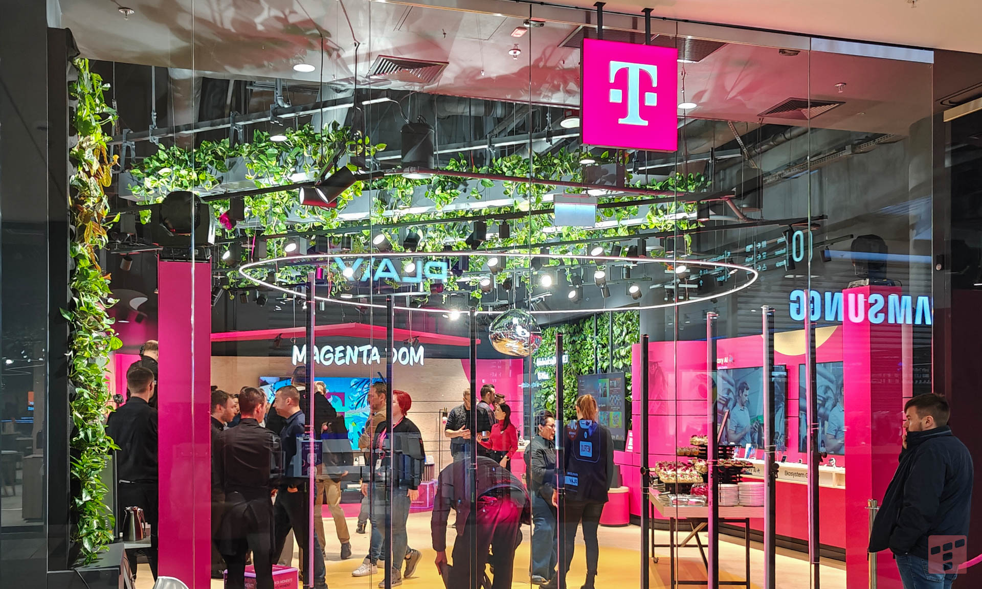 T-Mobile obniża ceny roamingu i połączeń międzynarodowych